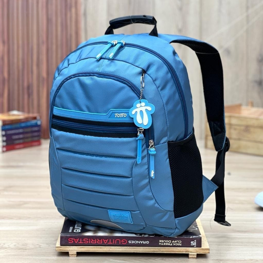 Mochila Escolar Totto Reforzada y Versátil